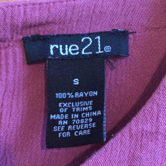 Rue 21 cute lace crop top - Picture 6 of 7